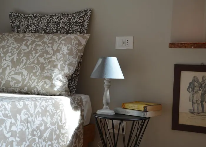 Charming Flat Milazzo 32 アパート