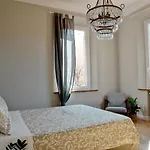 Charming Flat Milazzo 32 *